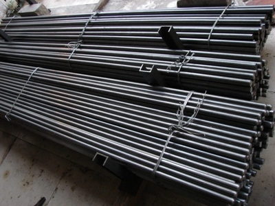 易切削鋼1215與12L14在緊固件加工中的核心區(qū)別